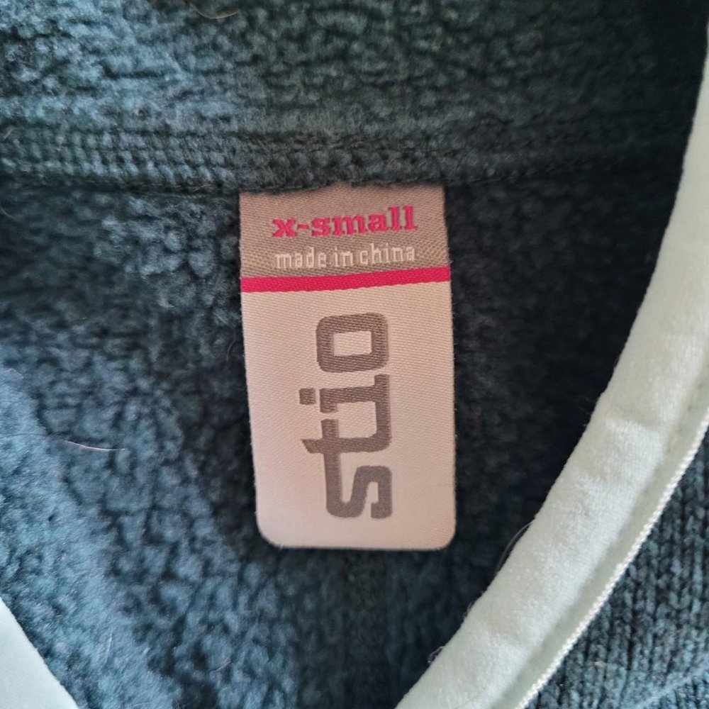 Stio Women's Teal Sweatshirt - Picture 3 of 3